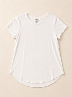 Cupio Ivory White Drapey High-Low Tee Top Medium